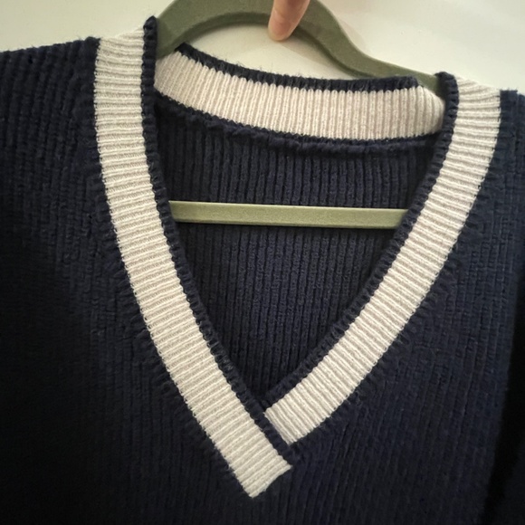 Sweater - Picture 2 of 2